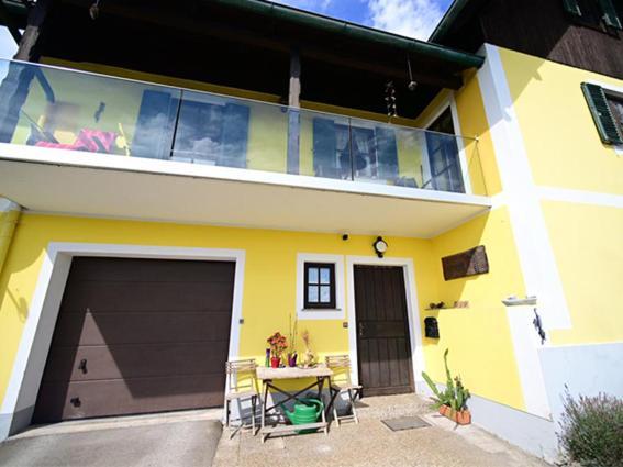Apartment Malerisches Weingartenhaeuschen In Kitzeck